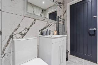 Spacious 5-bed Banbury House near Spiceball Park - 5