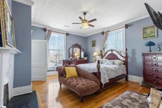 Queen Bed Escape. Near Dining and Main Street - Anderson - 0
