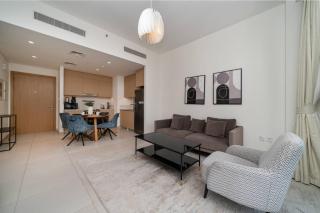 Elegant 1 Bed Creek Beach Stay with Beach Access - 3
