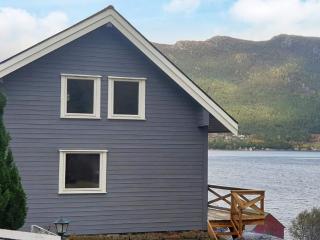 8 person holiday home in Svelgen - 0