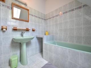 Holiday Home in Faverolles with Heated Pool - Faverolles - 9