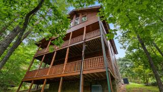 Bearfoot Paradise by American Patriot Getaways - 2