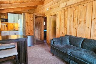 Broad Axe - Cabin #3 - Big Horn - 7