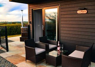Saul Lodges - - 7