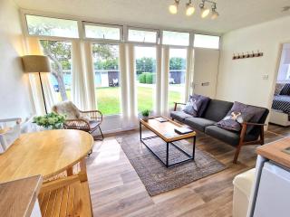 197 Broadside Holiday Chalet near Broads & Beaches - Stalham - 0