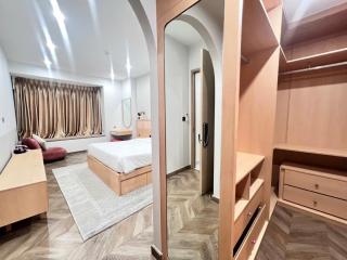 StayX Luxury Apartment near SECC - 7