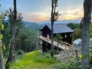 Above The Clouds by American Patriot Getaways - 1