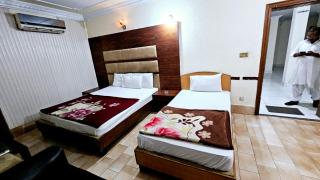 Hotel Grand Palace Multan - Dargai - 4