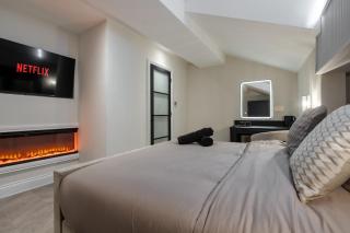 Bold St Skylight Charm Fireplace Comfy Vibe - Liverpool - 1