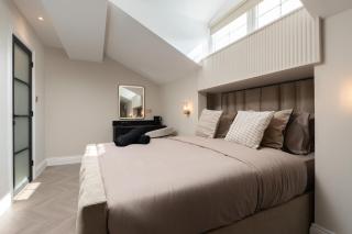 Bold St Skylight Charm Fireplace Comfy Vibe - Liverpool - 3