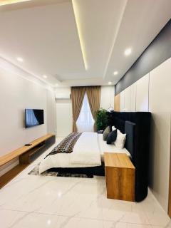 Luxurious and Spacious CitiView 3bedroom Apartment - 6