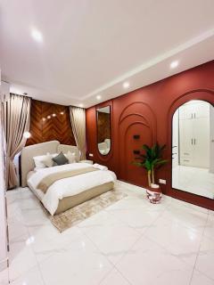 Luxurious and Spacious CitiView 3bedroom Apartment - 2