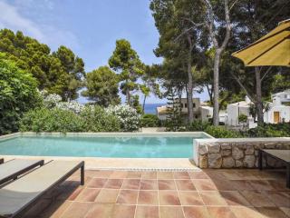 Villa in Cala Ratjada with Sea Views and Pool - Font de Sa Cala - 1
