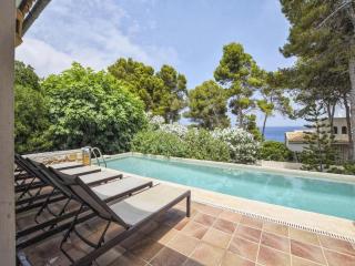 Villa in Cala Ratjada with Sea Views and Pool - Font de Sa Cala - 3