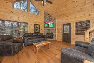 Bessy Bears Cabin by American Patriot Getaways - 1