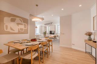 AD2 Renovated Charm in Prime Location with AC - Lissabon - 9