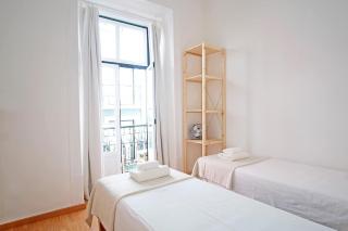 BH1 4BR in Heart of Bohemian Bairro Alto - 1