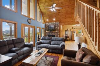 Valley View Lodge by American Patriot Getaways - 4