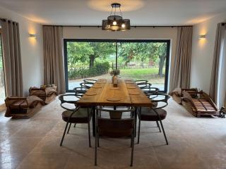Lime Tree House - Sleeps 12 - Hot Tub - Sudbury - 1