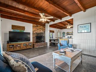 Goat By The Bay- Bayfront Home - Panacea - 5