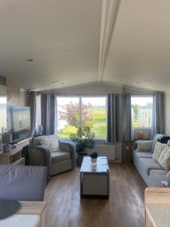 surfshack caravan MH19D manor house park - Mawbray - 8