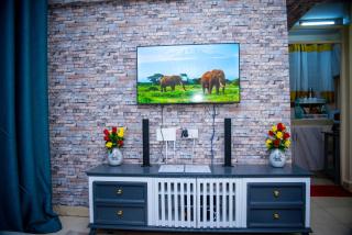 Gany Paradise Getaway- Comfy 1-bedroom apartment next to a Shopping Mall - 7