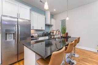 Queen City's Nest Uptown - 4