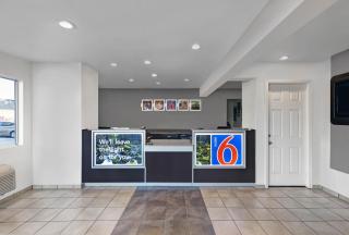 Motel 6 San Jose CA South - 6