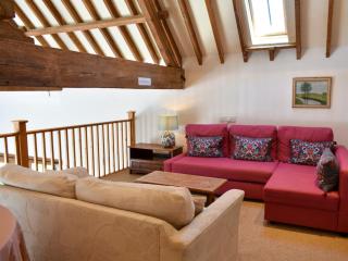 The Barn - 19202 - Compton - 2