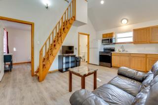 Less Than 1 Mi to Main St Quiet Home with Yard in Stockdale - Stockdale - 6