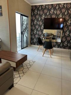Secure Midrand Stay Walk to Shops & Banks - Midrand - 8