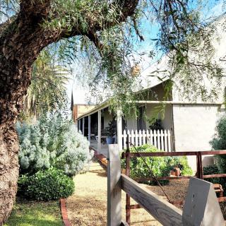 Your next dream farmhouse Milford - - 1
