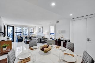 Ocean View Spacious 2 BDR Condo Beach Service 609 - 8