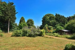 3br Cottage Near Dewsall Court - - 3