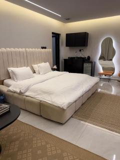Spacious elegant studio with outdoor patio U13 - Riad - 2