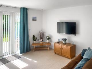 Blissful Ocean Breeze - 8