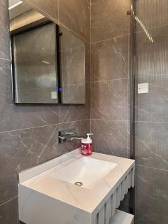King izzy homes - Kampala - 9