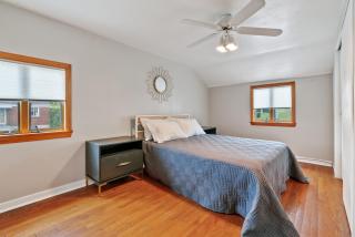 Cozy 2BR Retreat with Deck, AC, Wi-Fi, Private Garage - Kids Friendly - 8
