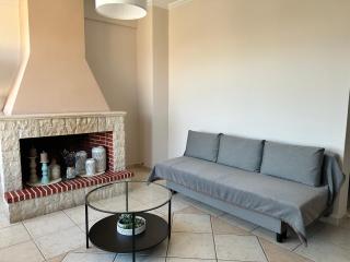 Lemon & Light Bright Apartment with View and Fireplace - 5