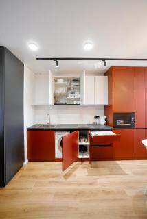 Red Wine Apartments, projector, karaoke, PS5, smart lock - 4