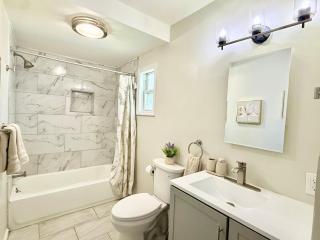 Historic Barn View Modern Country Newton House - 7