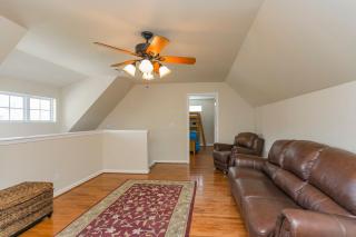 Huge Home For Groups Near Downtown - 4