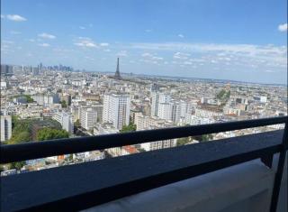 Eiffel Tower View & Pool - 8
