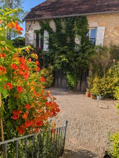 Beautiful 18th Century Whole Manor House with Sole Use Private Pool - 5
