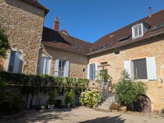 Beautiful 18th Century Whole Manor House with Sole Use Private Pool - 1