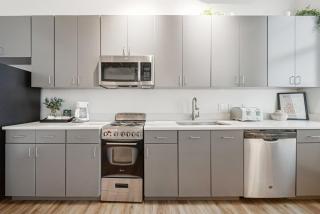 Stylish Loft 5 Min to Downtown No 212 - 1