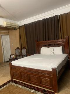 Sapphire Lodge F-7 - 1