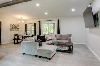 Riverfront Home with Porches and Views in Cotter! - 7