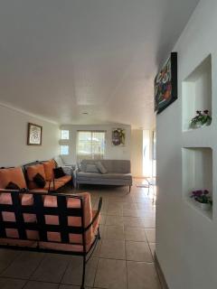 Private House in Secure Complex with Pool & Lush Garden - Cuautlixco - 4