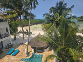 Ocean Bliss Beach Resort - Pongwe - 5